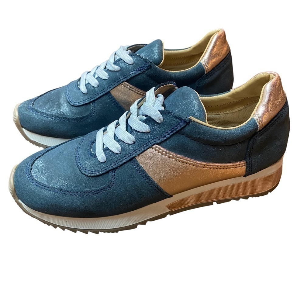 COFI Leather Athleisure sneakers size 6.5